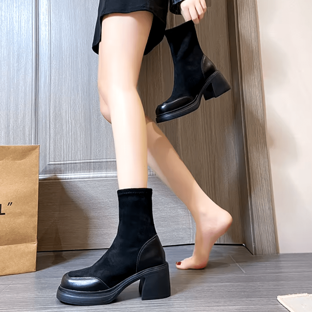 bota-feminina-de-couro-com-salto-ladie-8095845 - Kabani