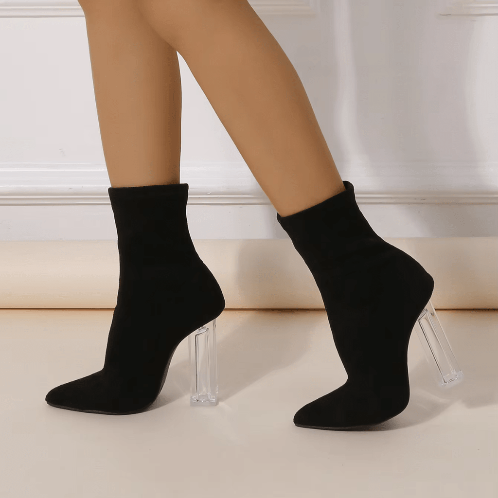 bota-feminina-de-couro-com-salto-laurie-4018304 - Kabani