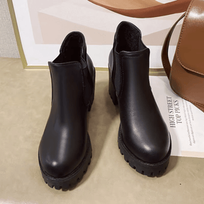 bota-feminina-de-couro-com-salto-rubie-9203556 - Kabani