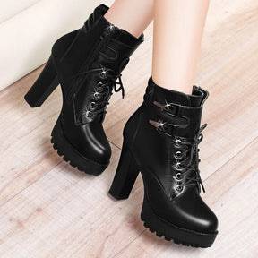 bota-feminina-de-couro-com-salto-vicenz-4046524 - Kabani