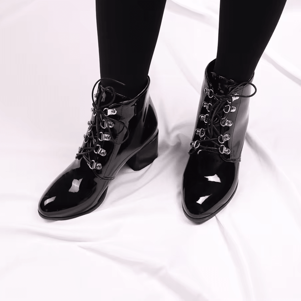 bota-feminina-de-couro-diane-2636156 - Kabani