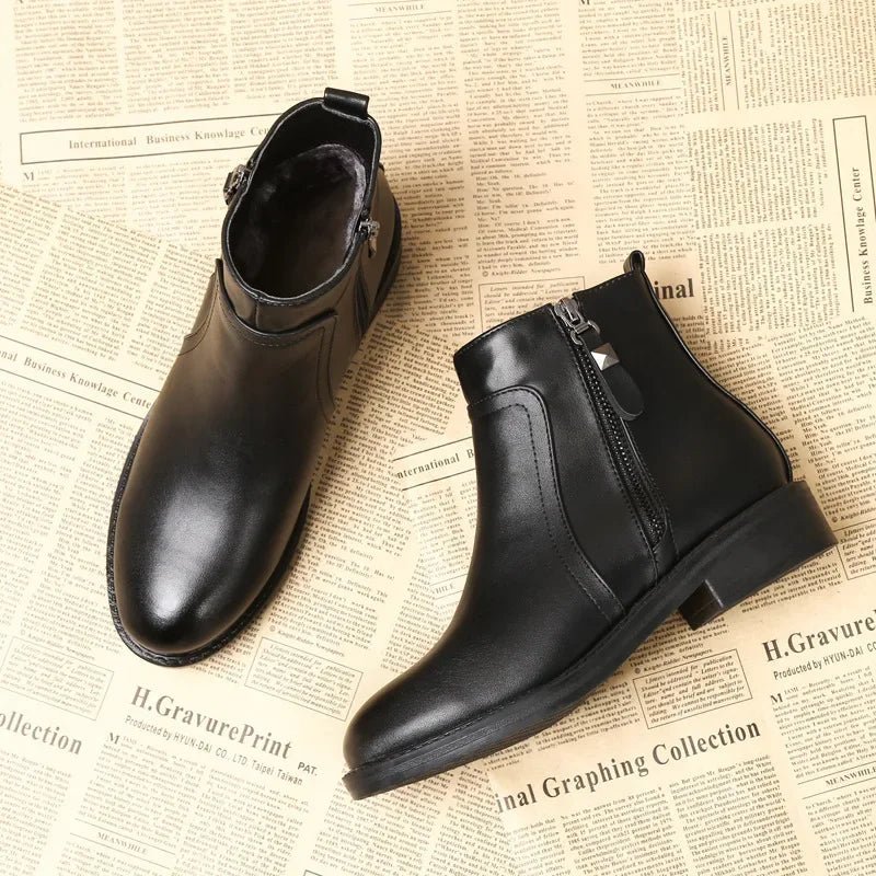 bota-feminina-de-couro-em-la-megan-3724474 - Kabani