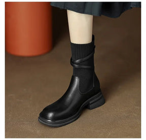 bota-feminina-de-couro-estilo-britanic-4514881 - Kabani