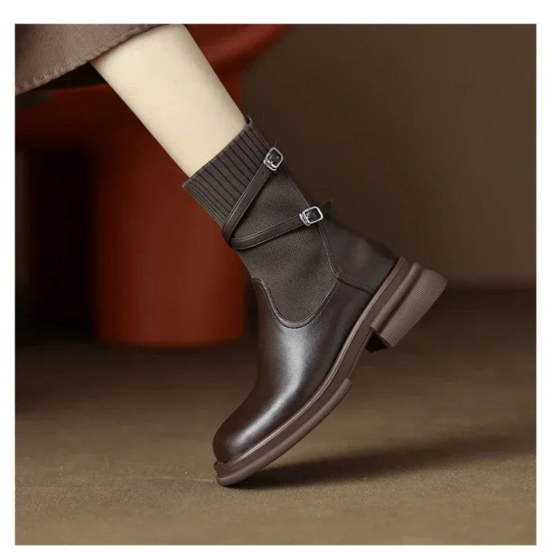 bota-feminina-de-couro-estilo-britanic-9995241 - Kabani