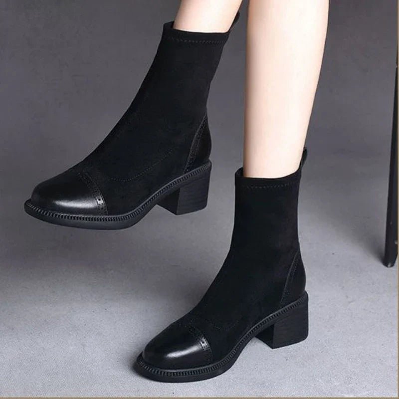 bota-feminina-de-couro-estilo-vintage-3271453 - Kabani