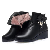 bota-feminina-de-couro-forrada-inverno-8230814 - Kabani