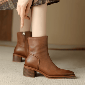 bota-feminina-de-couro-gregoria-5119389 - Kabani