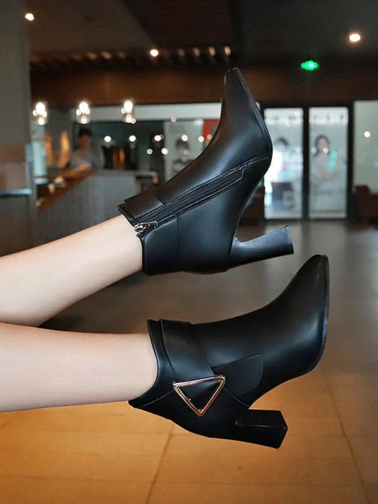 bota-feminina-de-couro-inverno-estrelina-9199019 - Kabani