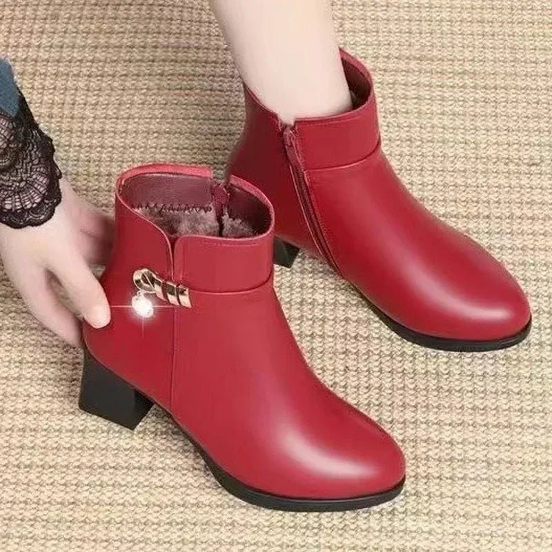 bota-feminina-de-couro-inverno-plus-7598539 - Kabani