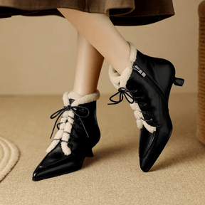 bota-feminina-de-couro-kendall-9761769 - Kabani