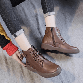bota-feminina-de-couro-laurie-6922827 - Kabani