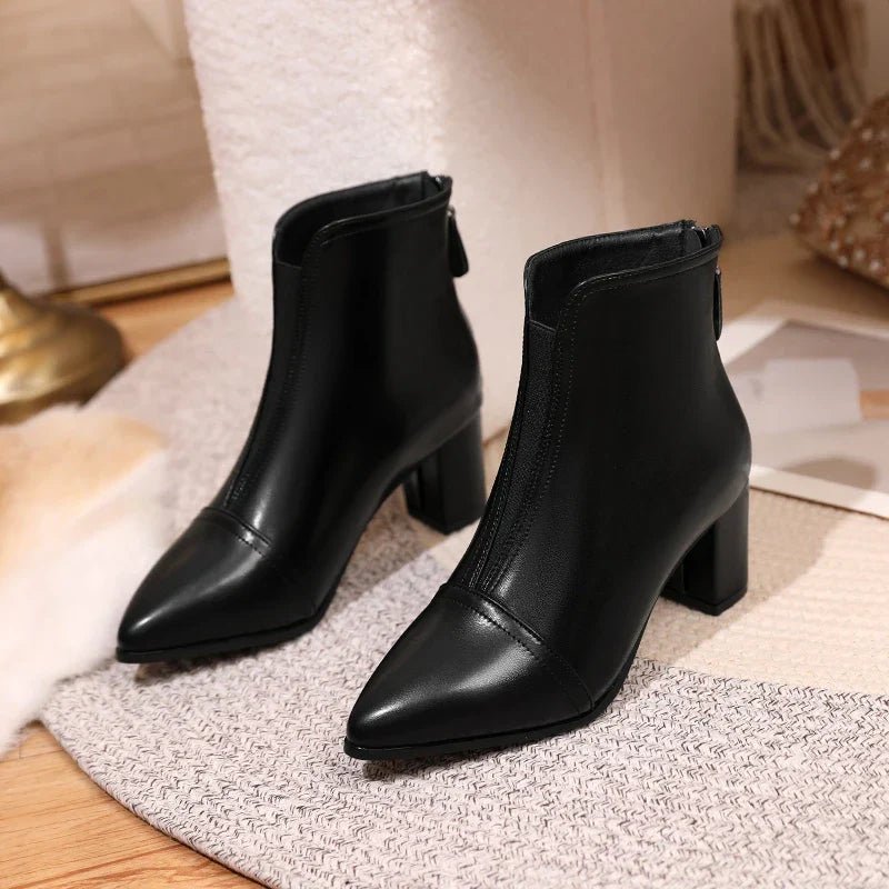 bota-feminina-de-couro-leathertrim-7993569 - Kabani