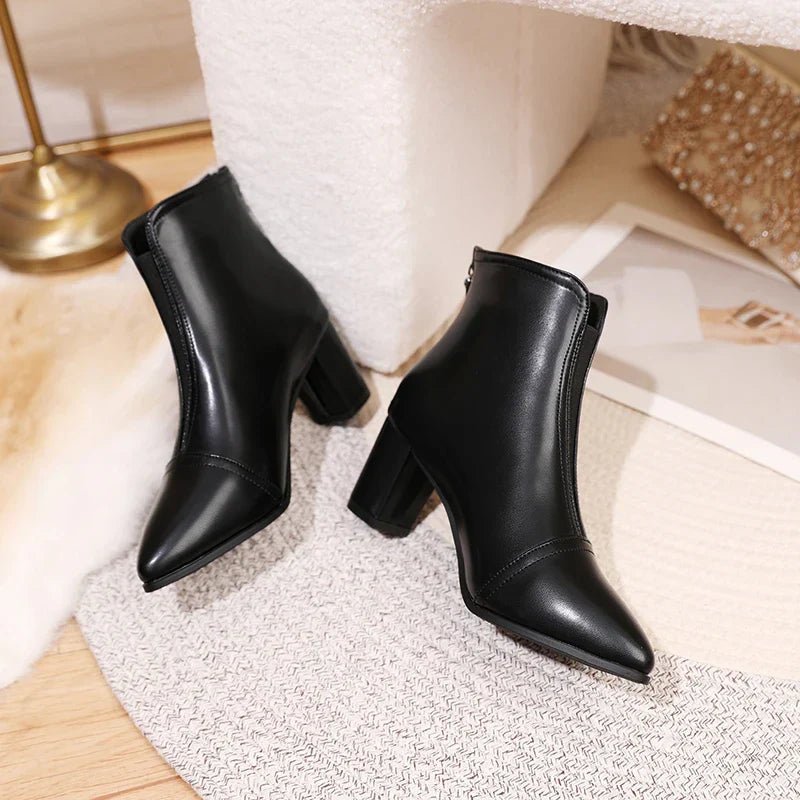 bota-feminina-de-couro-leathertrim-8829643 - Kabani