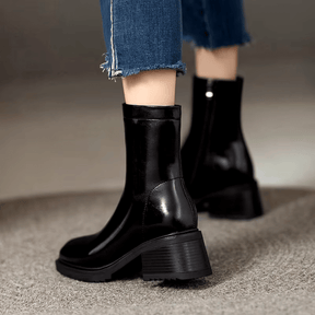 bota-feminina-de-couro-legitimo-bernice-2430417 - Kabani