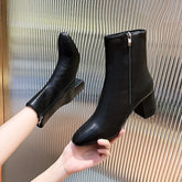 Bota Feminina de Couro Kimberly
