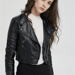 jaqueta-feminina-de-couro-preta-slim-1621171 - Kabani