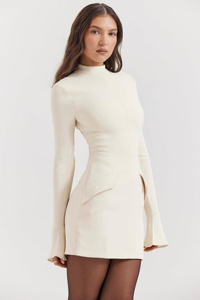 Vestido Curto Manga Longa Kayla
