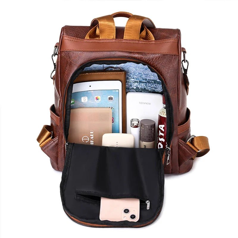 mochila-em-couro-genuino-andrade-tavares-3344205 - Kabani