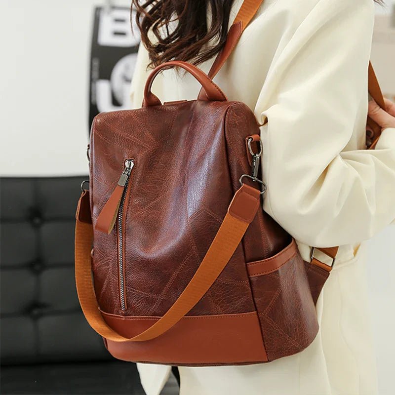 mochila-em-couro-genuino-andrade-tavares-6576627 - Kabani